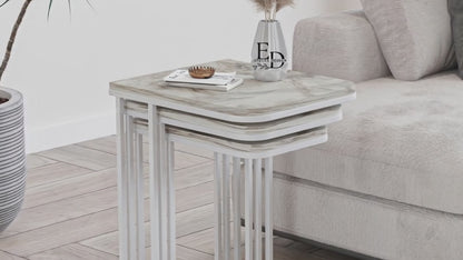 Tables d’appoint gigognes Lyon – Lot de 3 – Marbre blanc – Métal blanc